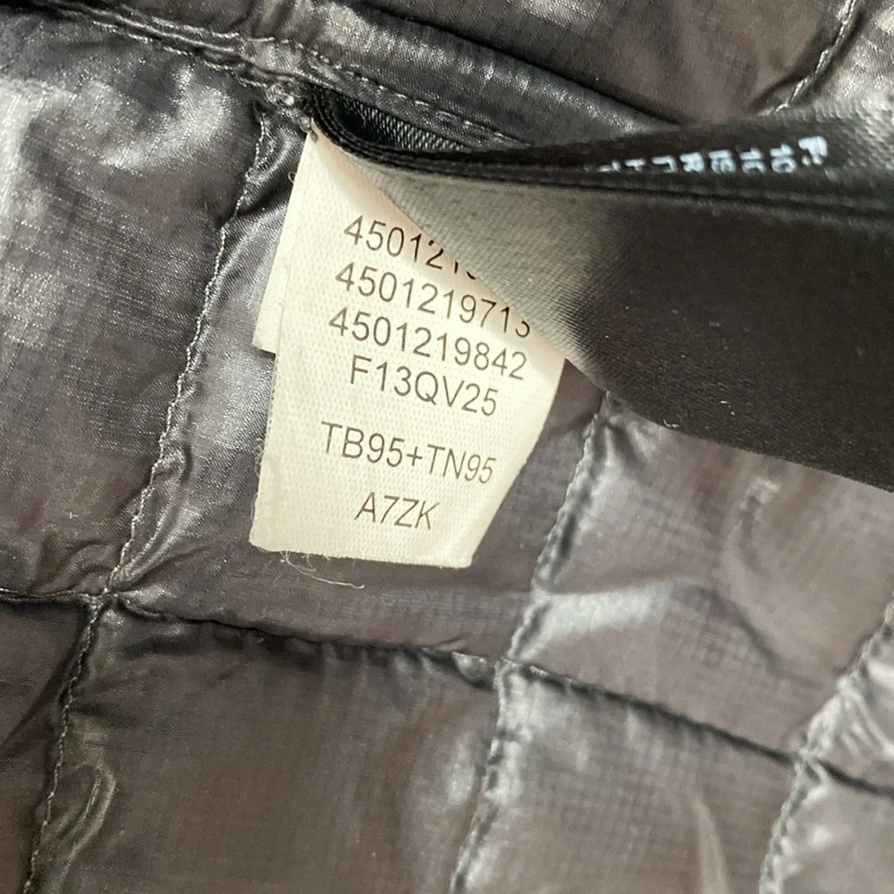 The North Face Men's Olive Green Quilted Vest Size M